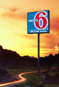motel 6 formula for strong radio ad campaign